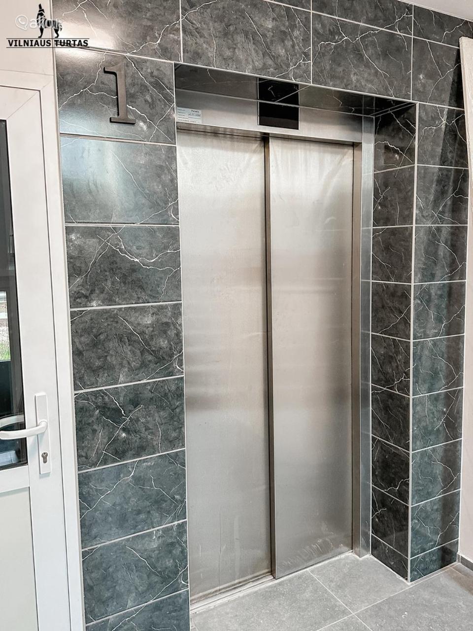 Vilnius Nice Apartment With Nice Balcony Luaran gambar